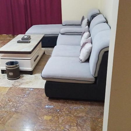 Farah Hotel Apartment Маскат Экстерьер фото