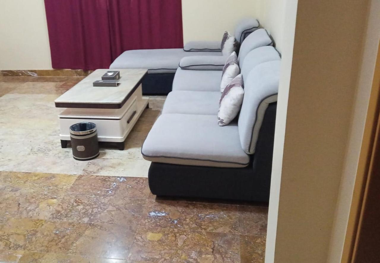 Farah Hotel Apartment Маскат Экстерьер фото