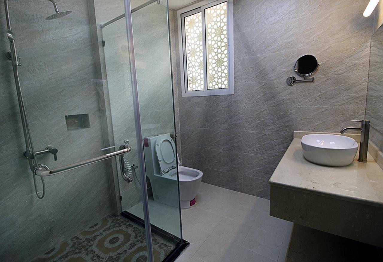 Farah Hotel Apartment Маскат Экстерьер фото